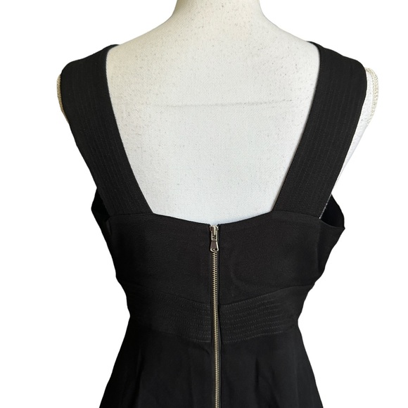 Trouvé Black V-neck Plunging Neckline Back Zipper Top Size M - Picture 9 of 17